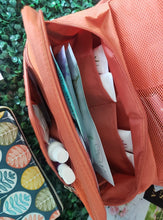 Load image into Gallery viewer, Big Travel Box - 24 pieces