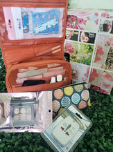 Load image into Gallery viewer, Big Travel Box - 24 pieces