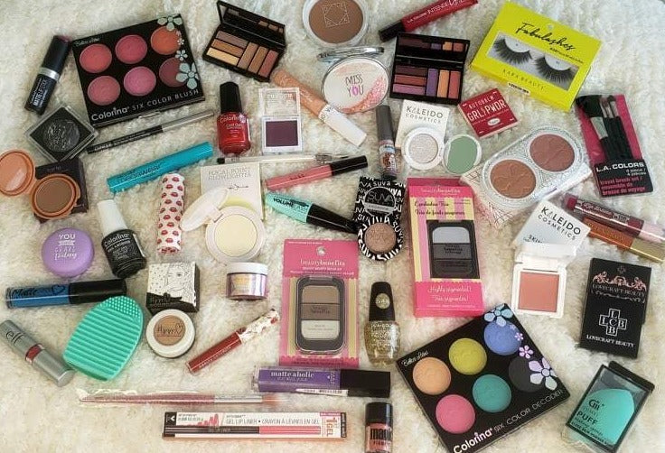 Outlet Makeup Bundle